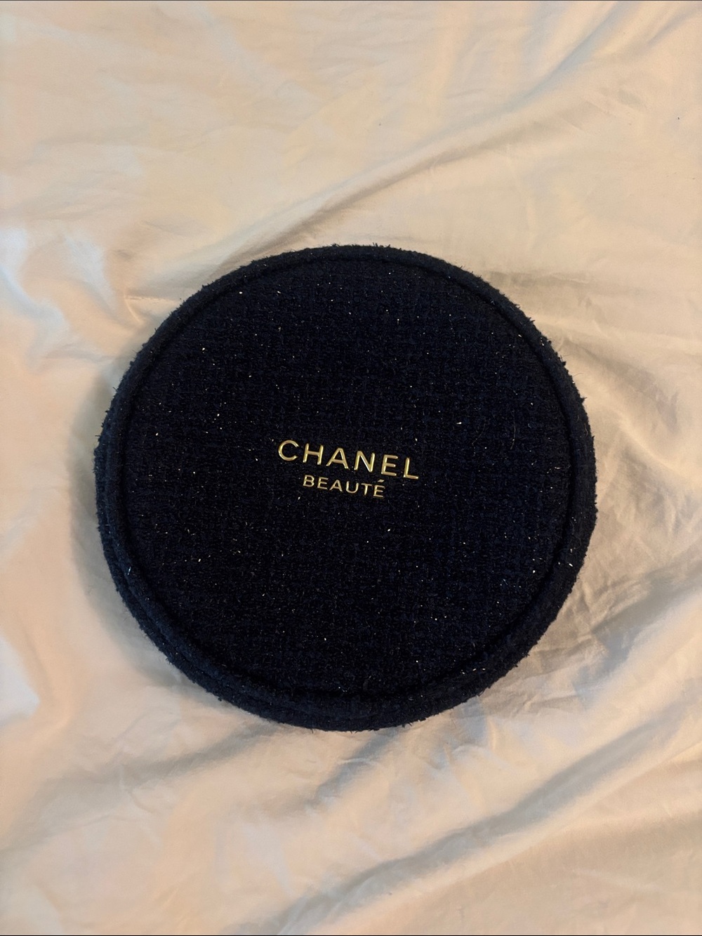 CHANEL Beauty Round Zipped Black Makeup Pouch/Case